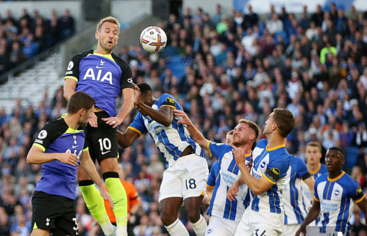 于根伟考察收官战主场场地：前些天草皮一直在开地暖加紧养护