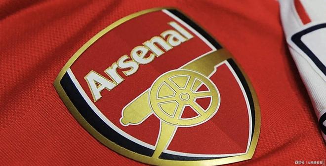 弗兰克：也许罗梅罗和范德芬该踢前锋；战旧主？比赛就是要赢