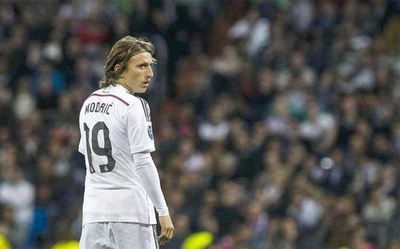 埃利奥特晒内马尔与梅西的球星卡，并配上了GOAT的emoji