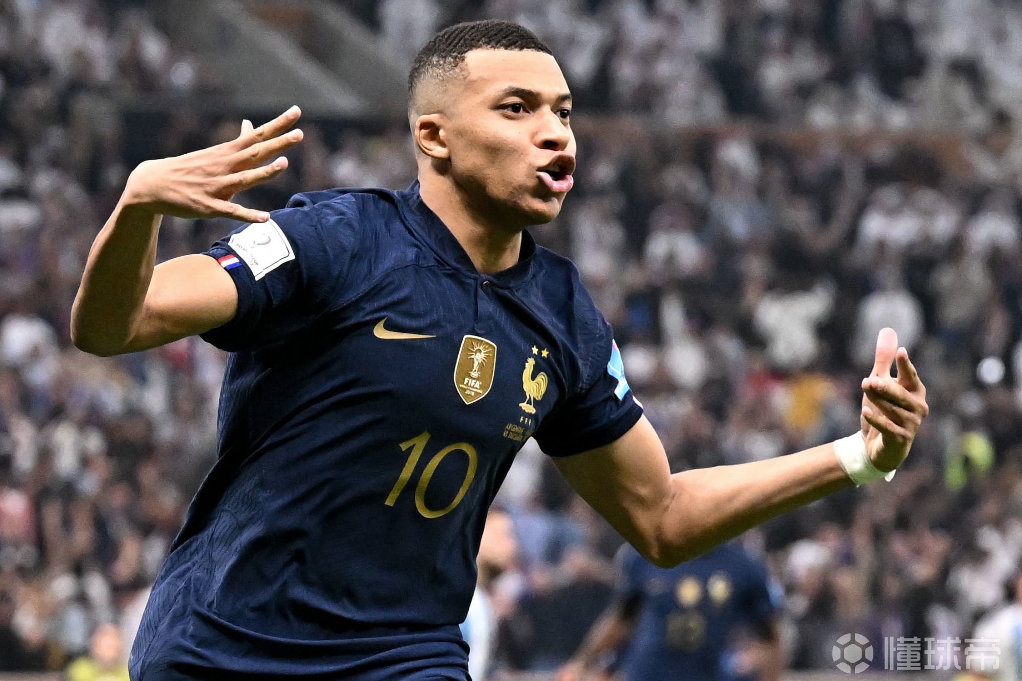 意媒：那不勒斯希望1月从曼联租借梅努，罗马加入竞争