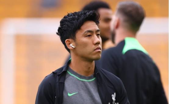 孔帕尼：不关注本菲卡与格雷罗的传闻，任何转会只会内部讨论