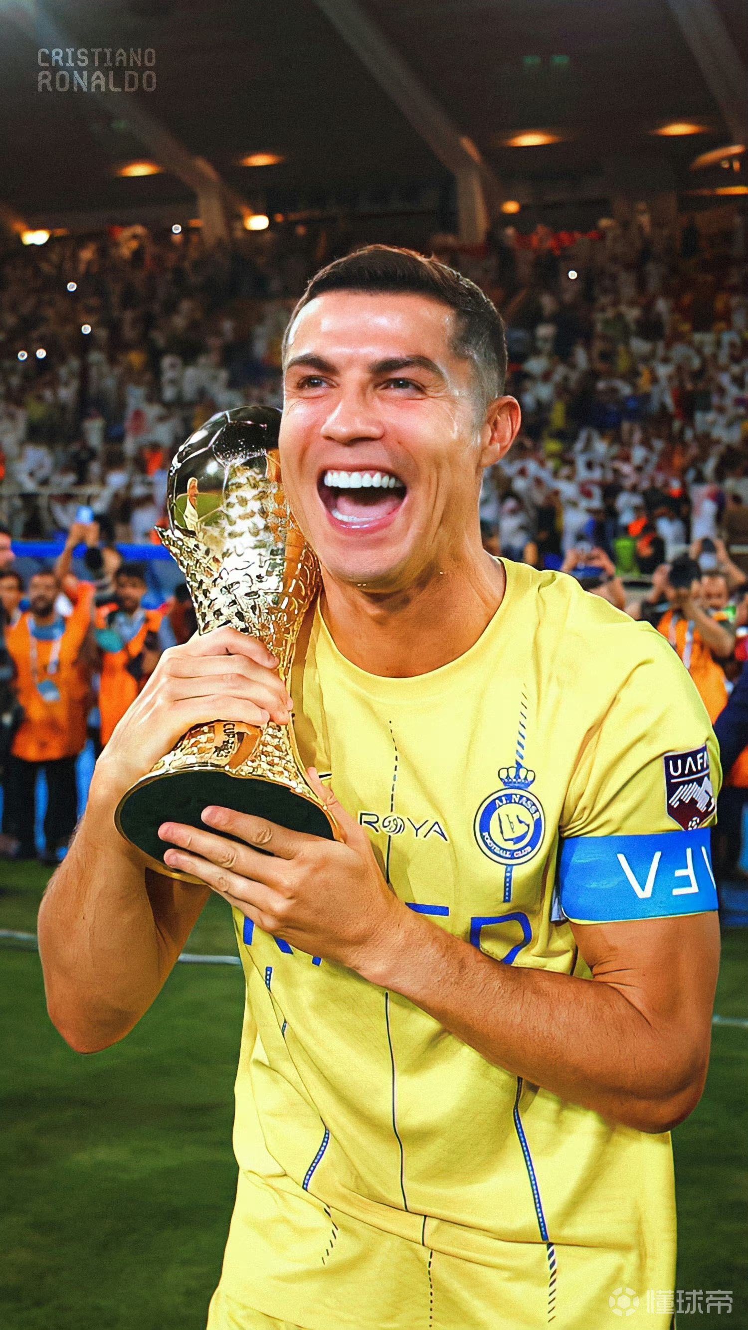 津媒谈邵佳一：土帅对阶段性考核的要求无异议且薪酬好商量